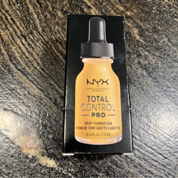 NEW NYX Total Control Pro Coverage Drop Foundation 0.43 FL OZ #TCDF11 BEIGE NEW - Picture 3 of 11